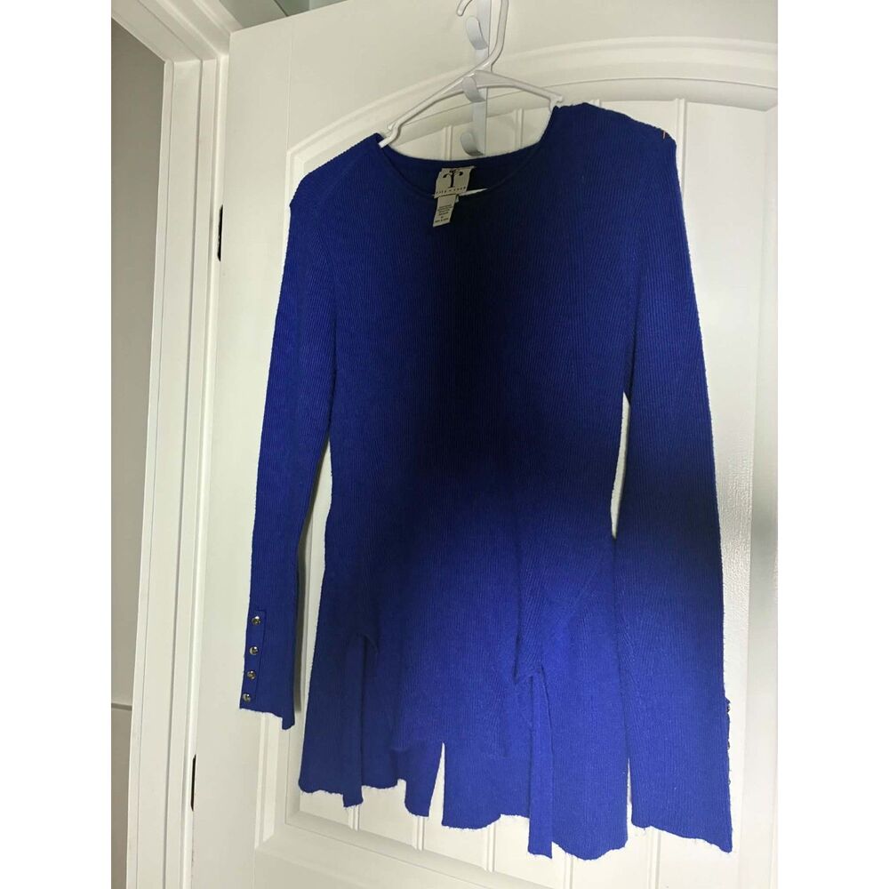 Rain& Rose Medium Royal Blue Tunic Sweater Ladies
